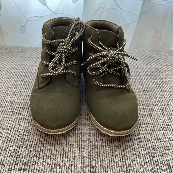 London Fog Green Camoflauge Boots Baby/Toddler Size 9 - Picture 2 of 8